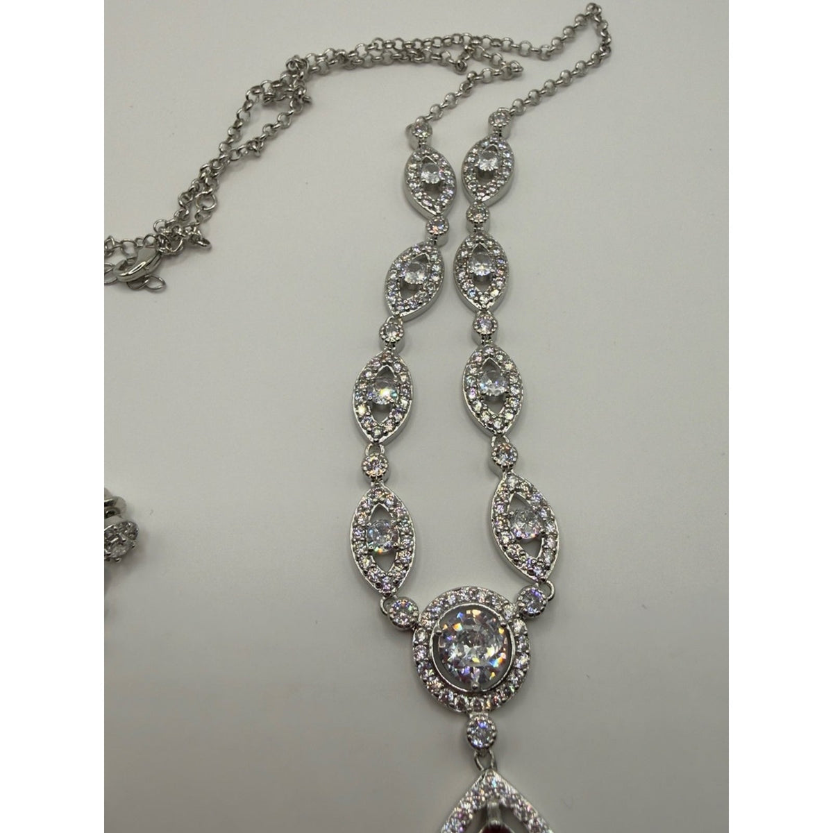 AAA Cubic Zirconia Red Teardrop Pendant Necklace & Dangle Earrings Set