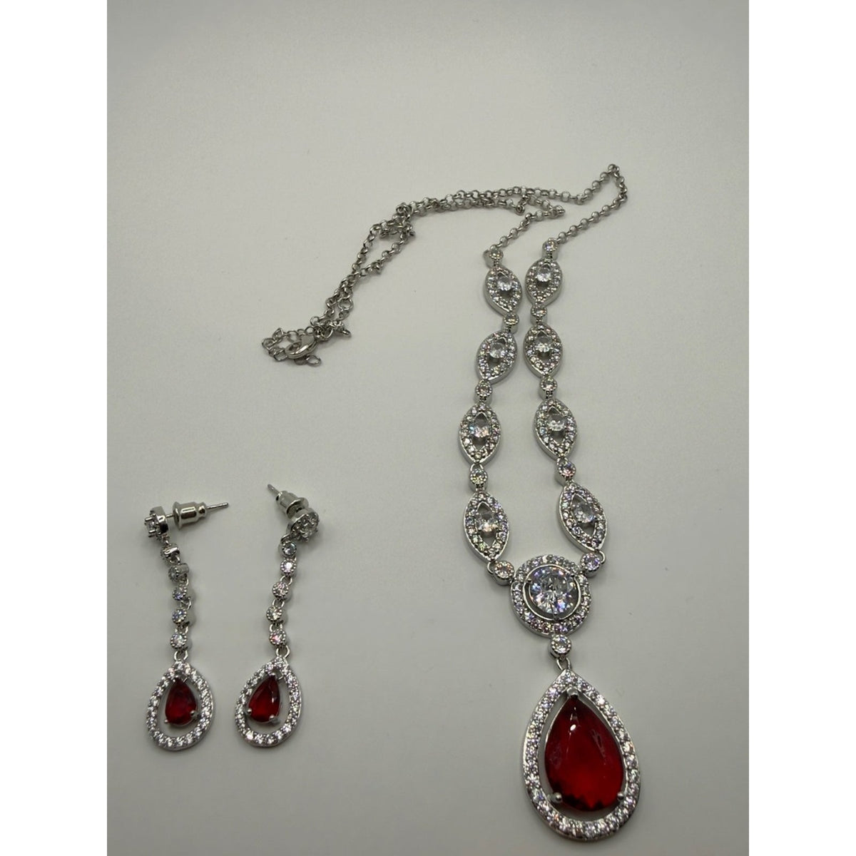 AAA Cubic Zirconia Red Teardrop Pendant Necklace & Dangle Earrings Set