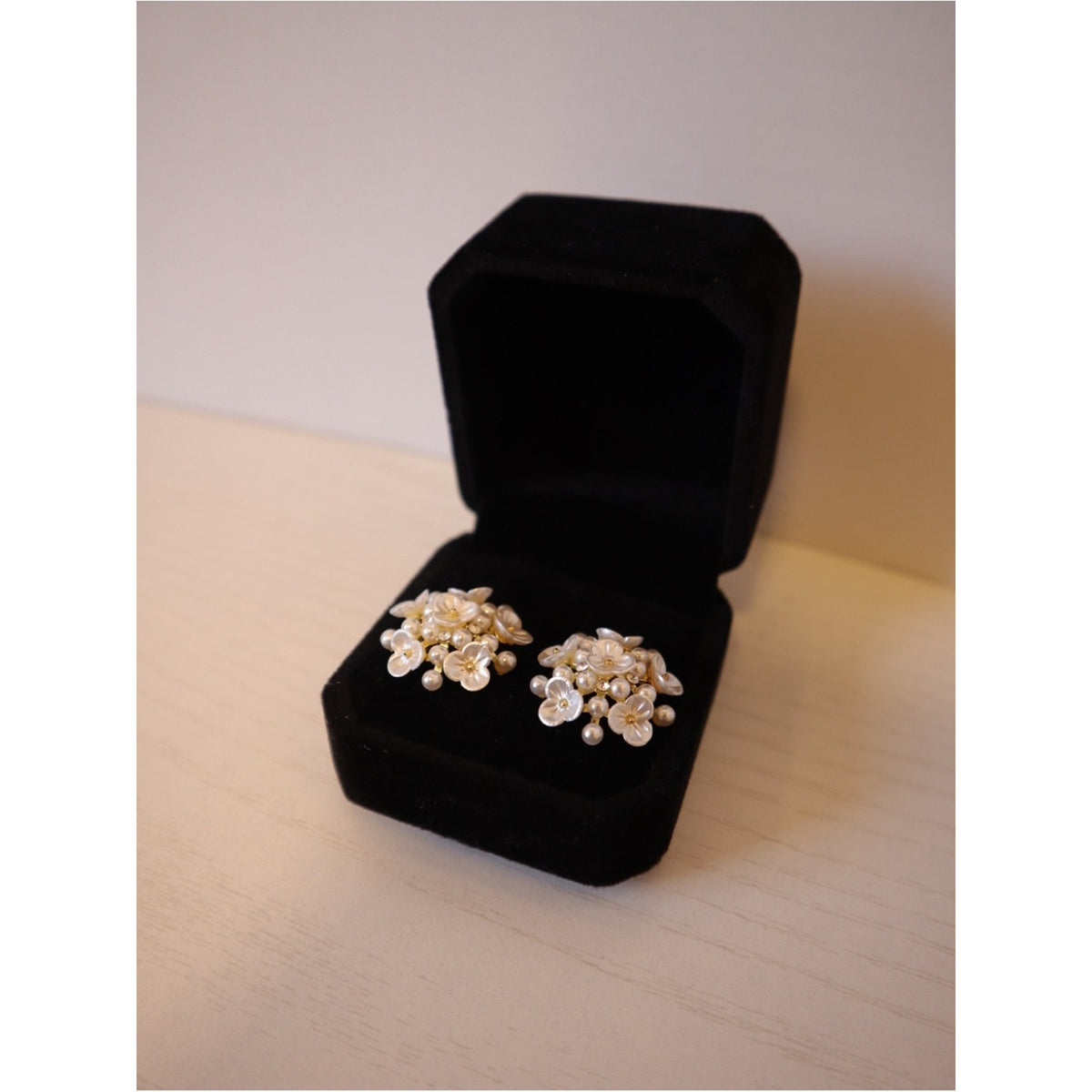 Boho Flower Pearl Stud Earrings Gold Cubic Zirconia Cluster Bridal Sparkle