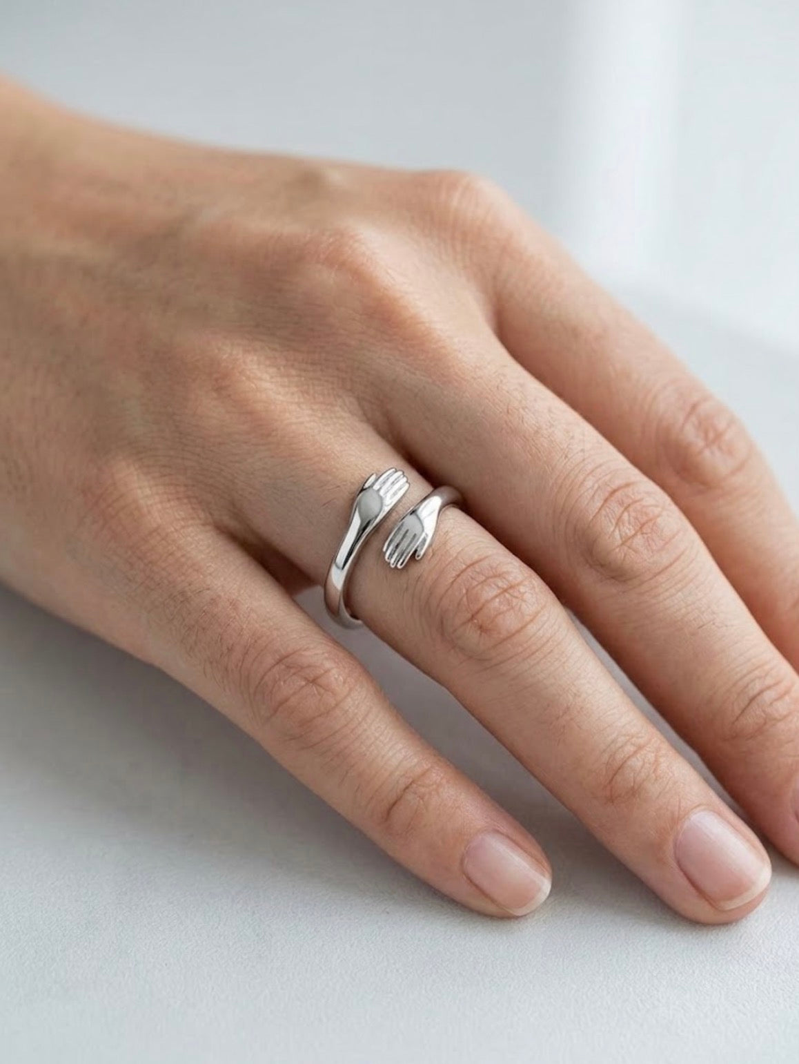925 Sterling Silver Hug Adjustable Ring