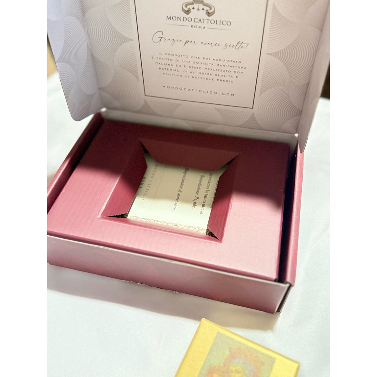 MONDO CATTOLICO Italy Mary Mater Ecclesiae Crystal Rosary Necklace